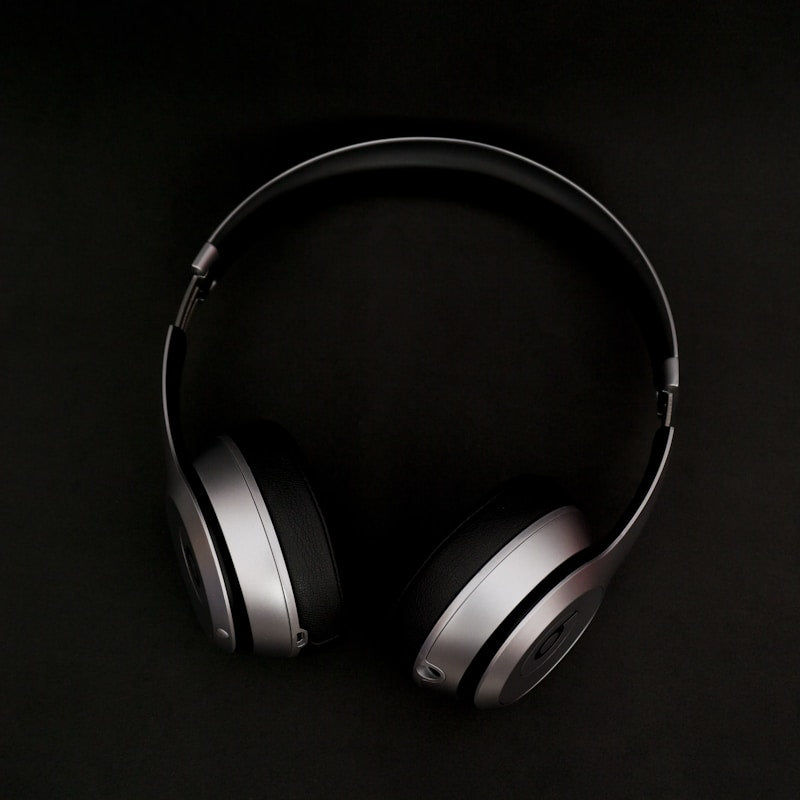 Wireless Earbuds Pro lifestyle
